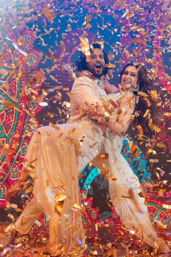 Newly Wed Aishwarya Arjun Sarja Cute Photos Viral 24