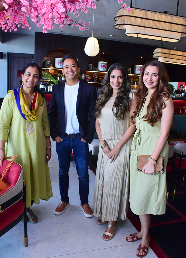 Pan Asian Restaurant Near Inorbit Mall: Photos5