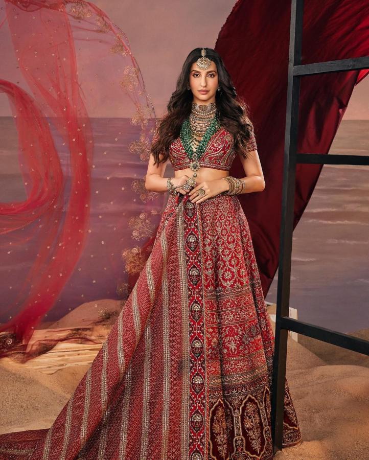 Actress Nora Fatehi Latest Photos Goes Viral In Social Media18