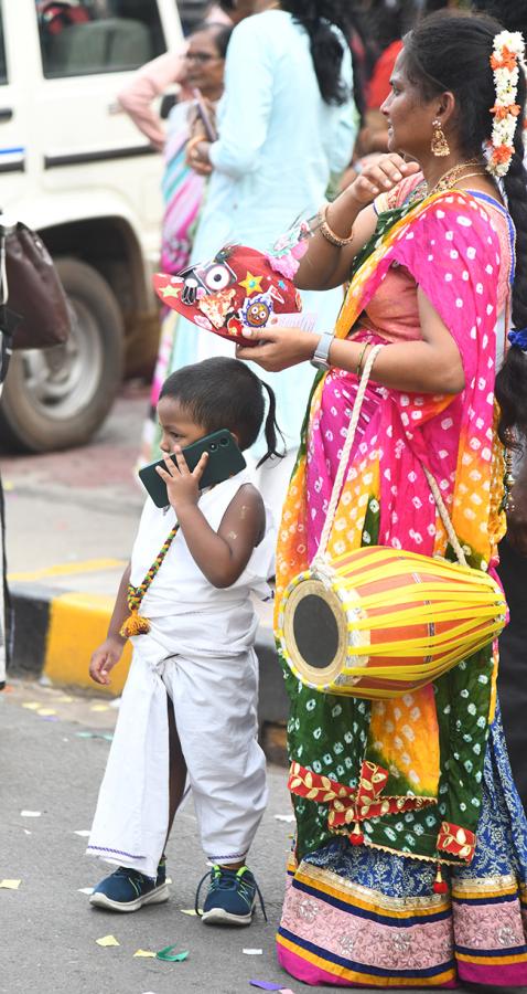 Vijayawada : Sri Jagannath Ratha Yatra Photos8
