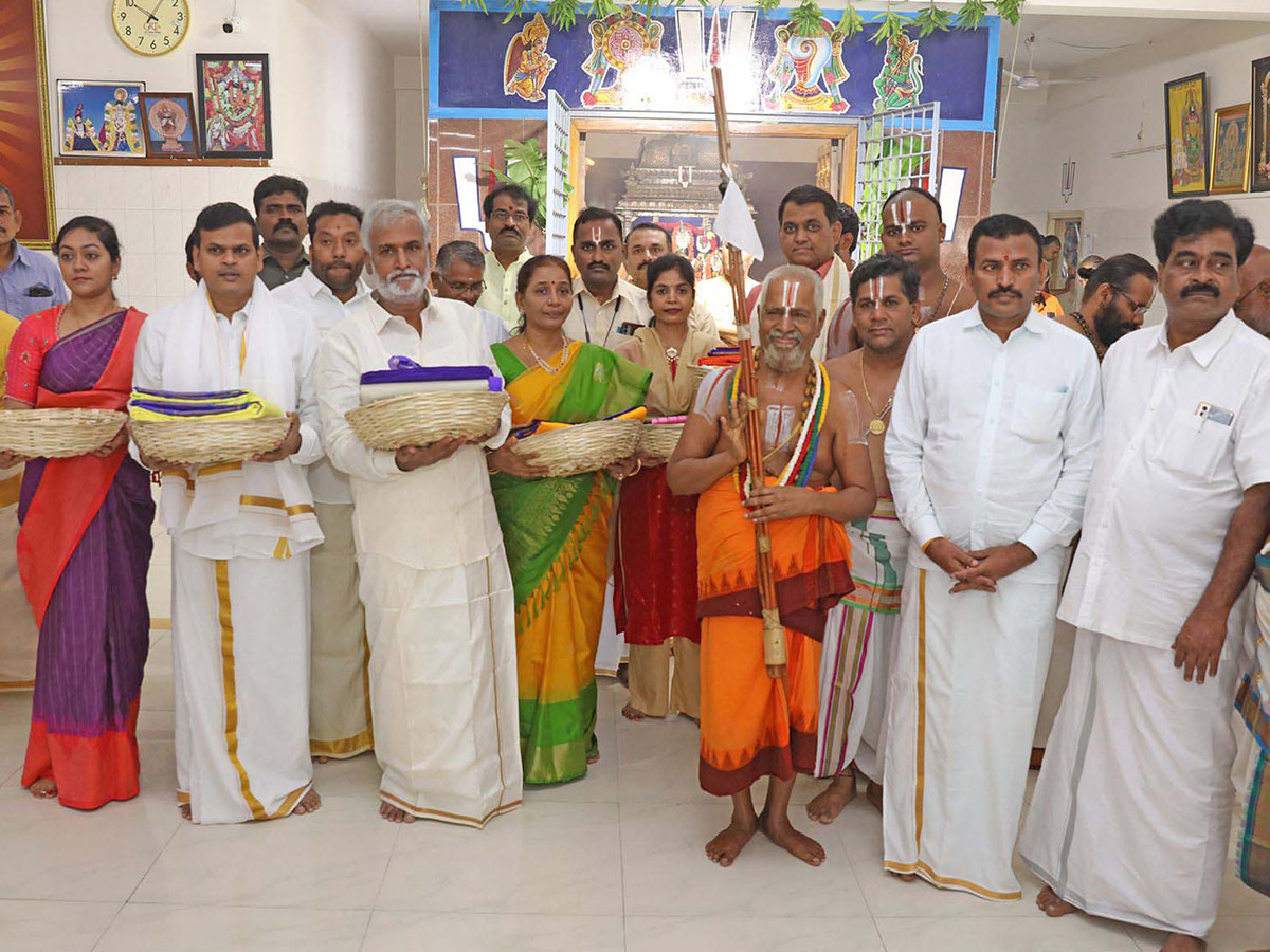 Pushpa Pallaki Seva at Tirumala Photos23