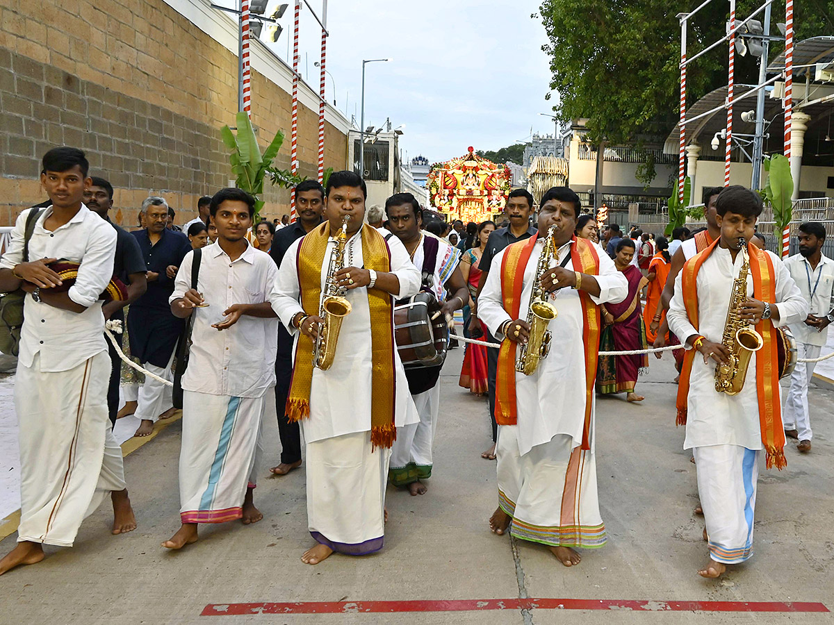 Pushpa Pallaki Seva at Tirumala Photos25