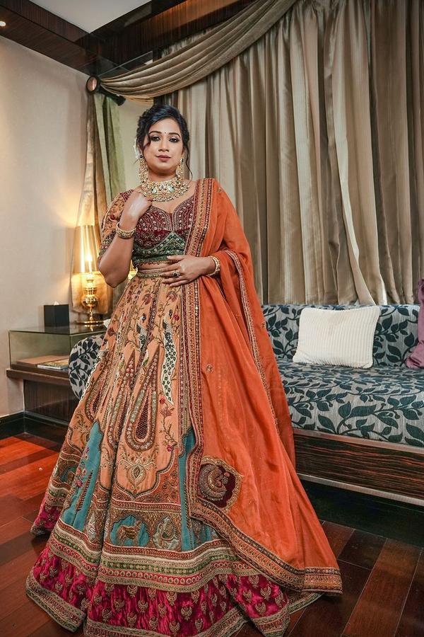 Singer Shreya Ghoshal Adorable Looks In Anant-Radhika Wedding11