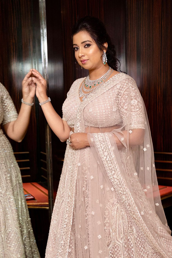 Singer Shreya Ghoshal Adorable Looks In Anant-Radhika Wedding15