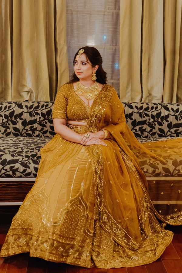 Singer Shreya Ghoshal Adorable Looks In Anant-Radhika Wedding6