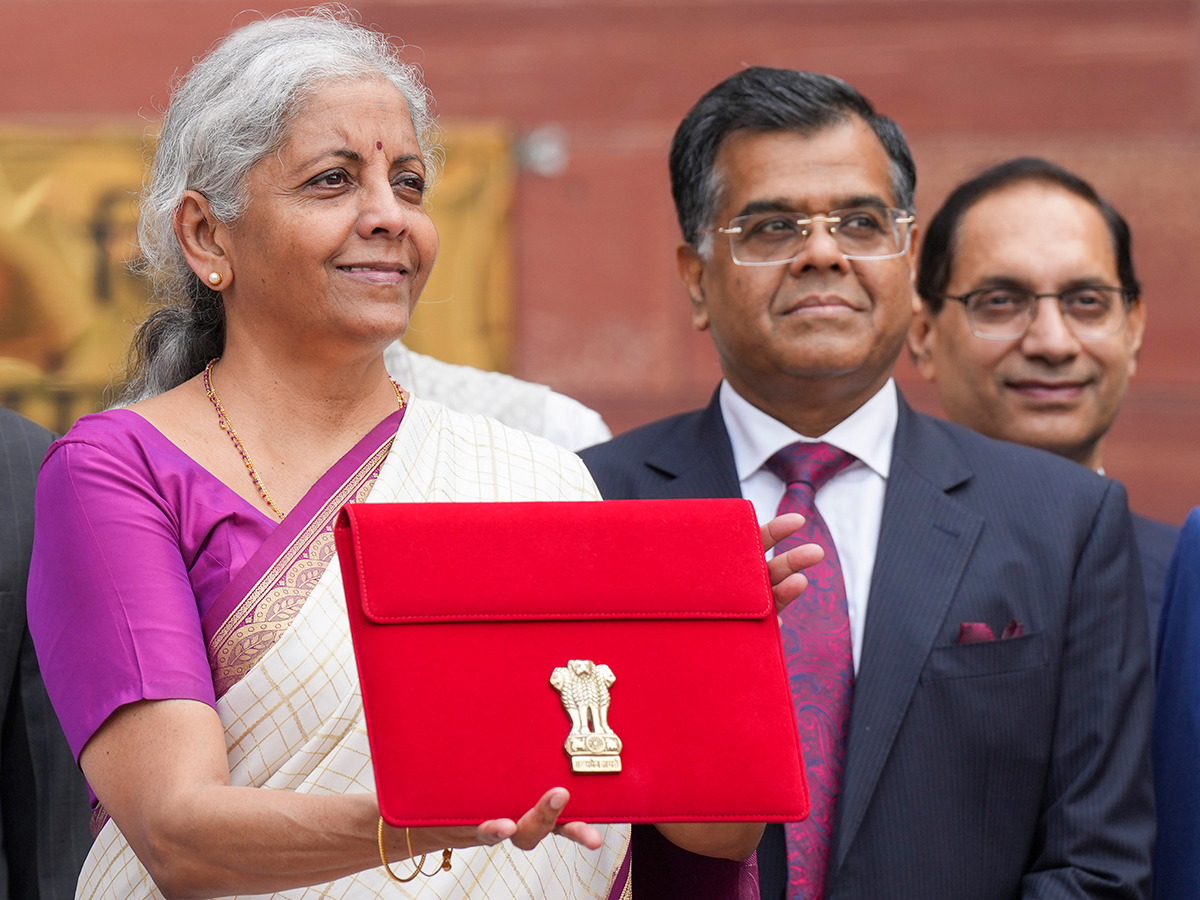 Finance Minister Nirmala Sitharaman Photos14