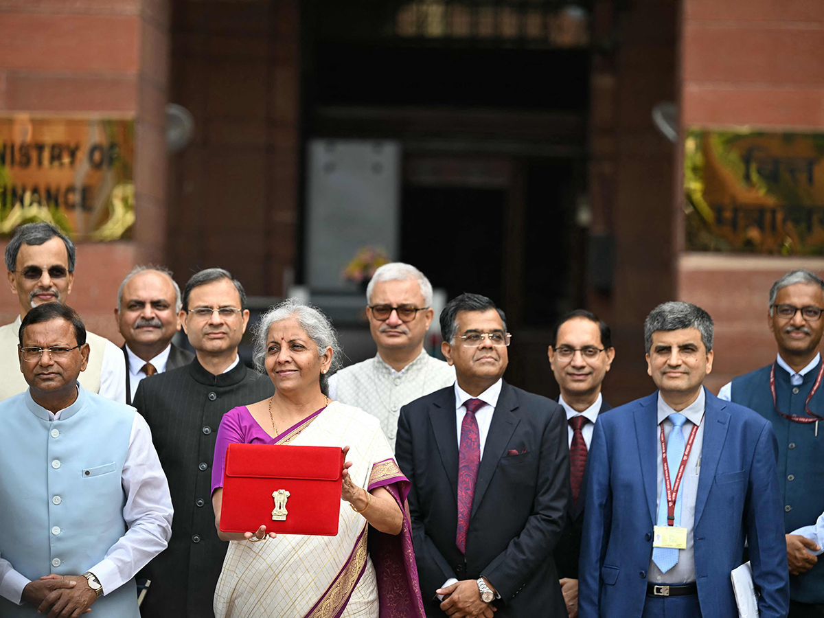 Finance Minister Nirmala Sitharaman Photos2