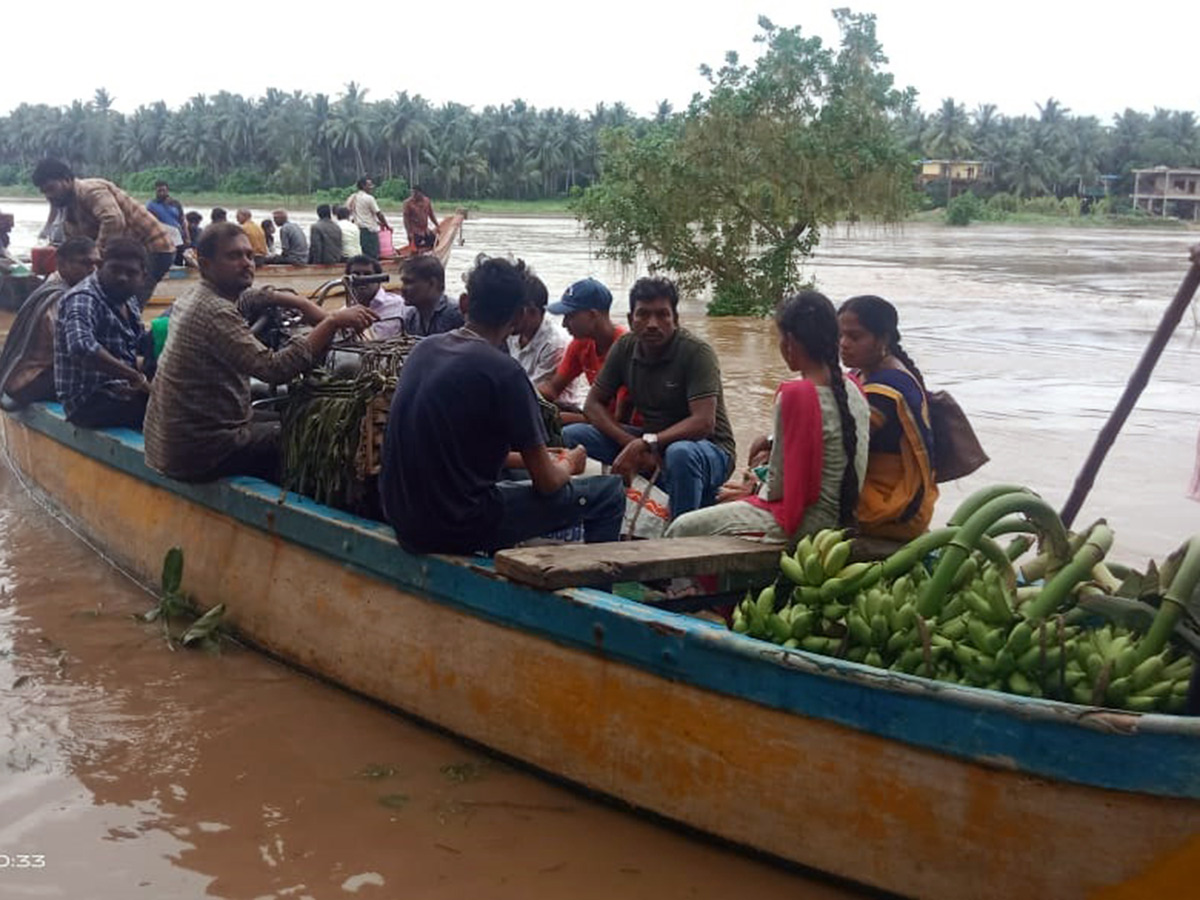 Heavy rains in konaseema districts photos7