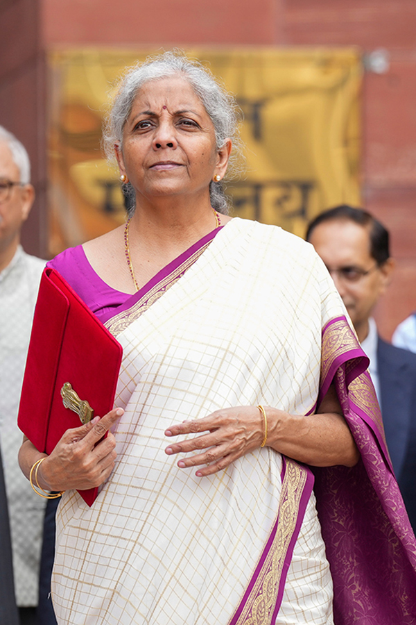 Union Budget: FM Nirmala Sitharaman Choice Of Sarees Through Out The Years3