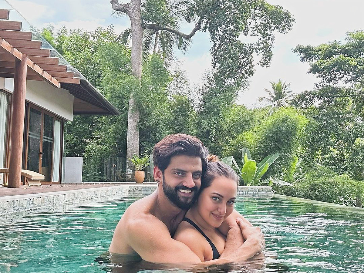 Actress Sonakshi Sinha Philippines Honeymoon Photos2