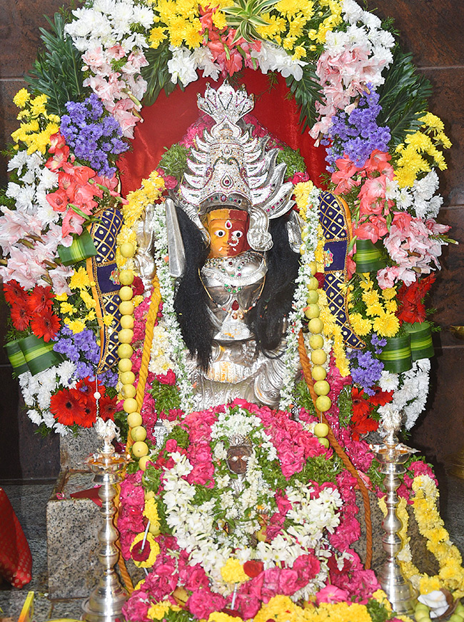 Mahabubnagar : Pochamma Ammavari Bonalu Photos5