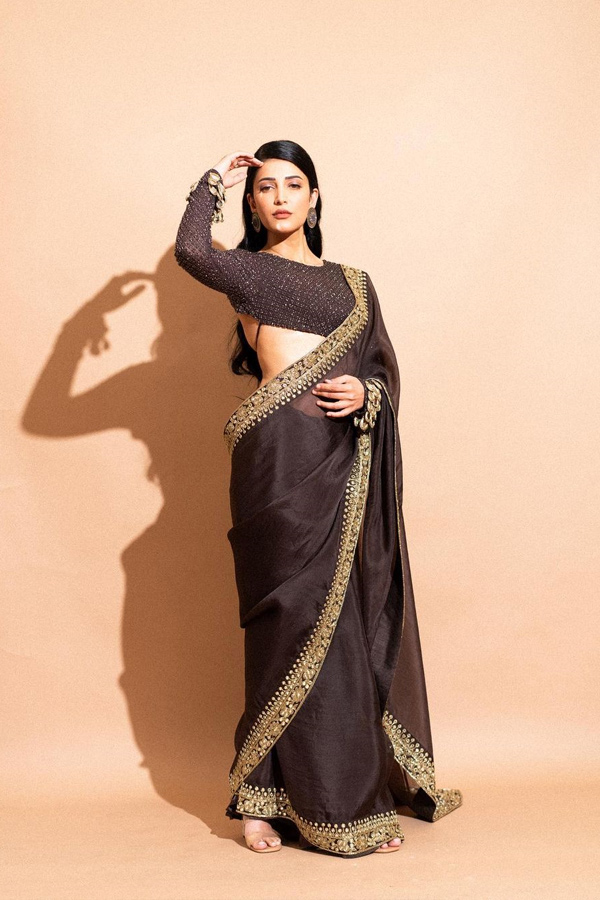 Interesting Facts About Actress Shruti Haasan: Photos4