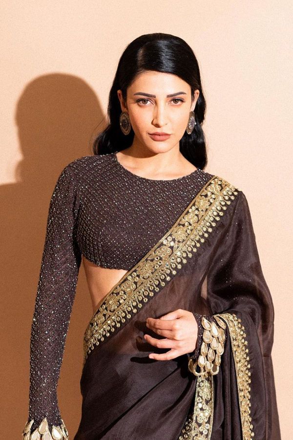 Interesting Facts About Actress Shruti Haasan: Photos6