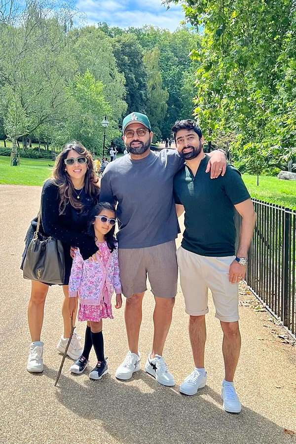 Rohit Sharma Enjoys Holiday With Wife Ritika and Daughter Samaira Photos6
