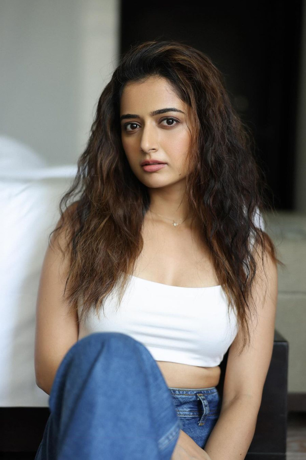 Viswambhara Beauty Ashika Ranganath Stunning Looks In Denim Jeans 4