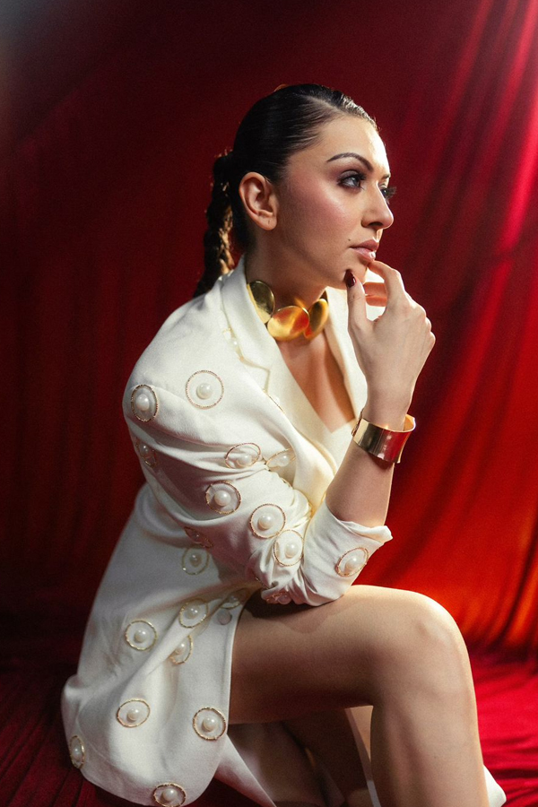 Heroine Hansika Motwani Looks Amazing In White Dress6