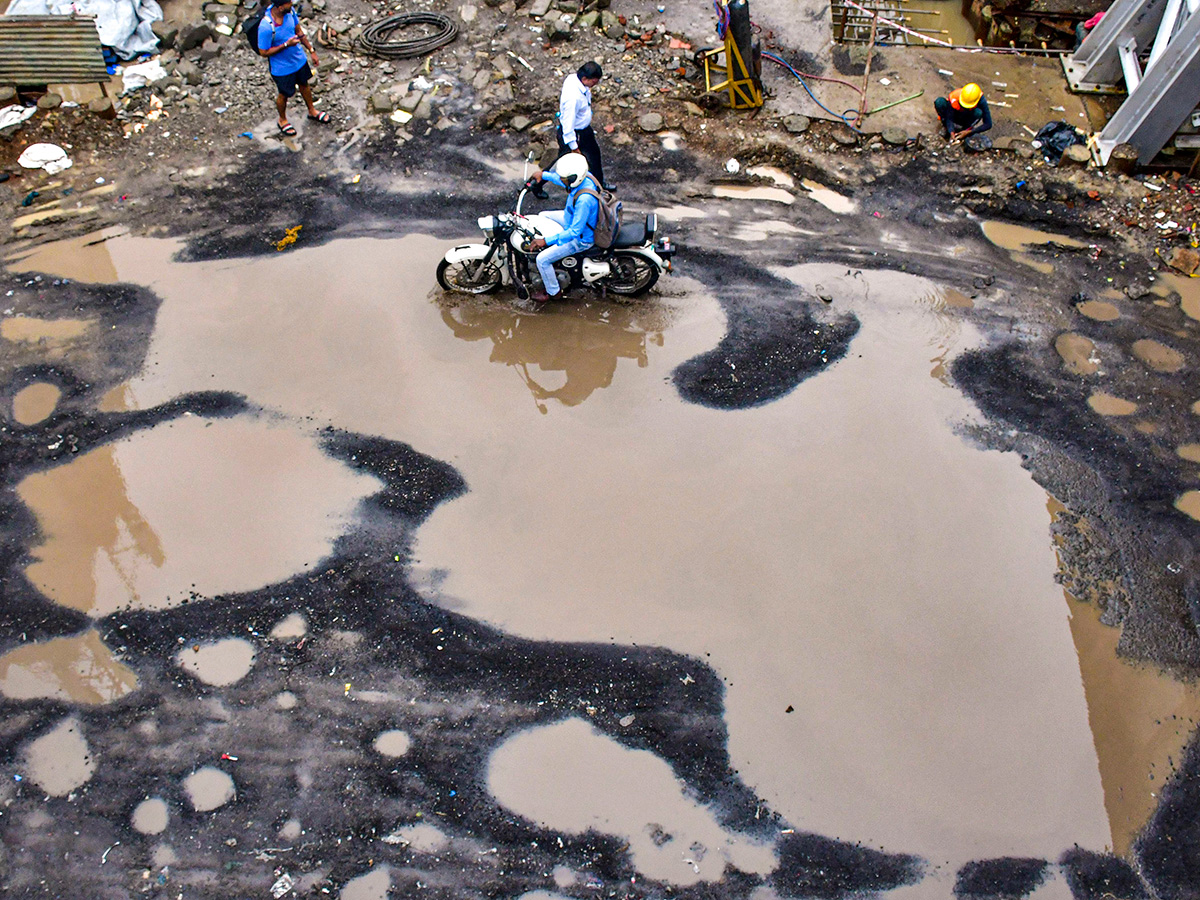 Heavy Rains Alert in Mumbai Photos21