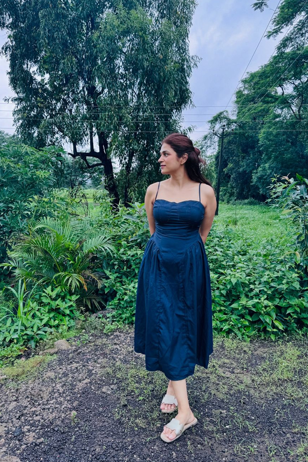 A Glimpse Of Actress Shraddha Das In Navy Blue Dress14