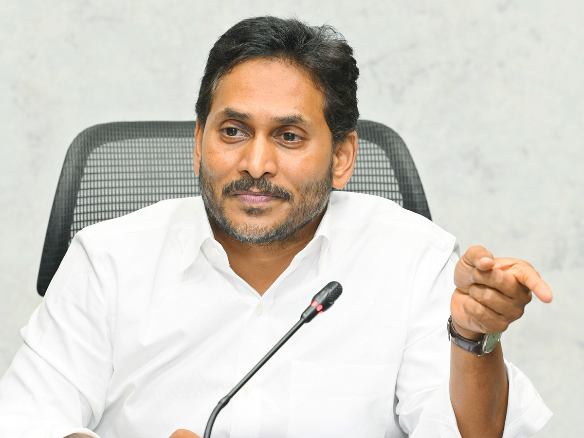 YS Jagan Mohan Reddy Press meet from his Camp Office At Tadepalli Photos9