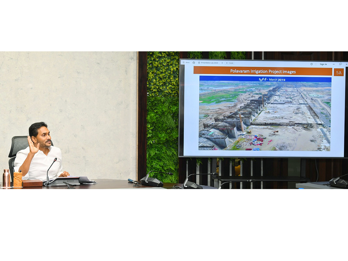 YS Jagan Mohan Reddy Press meet from his Camp Office At Tadepalli Photos7