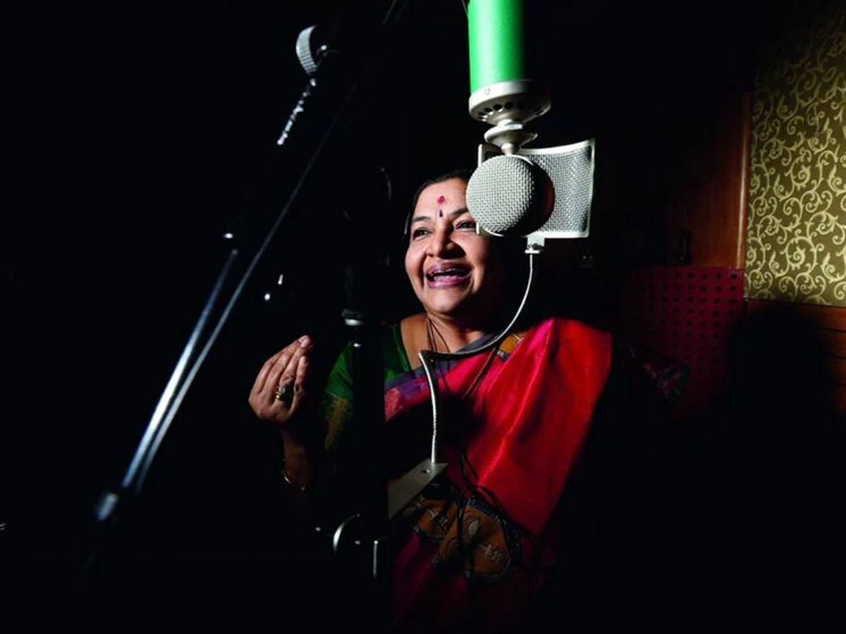 Nightingale of Kerala K S Chithra Birthday Special Gallery17