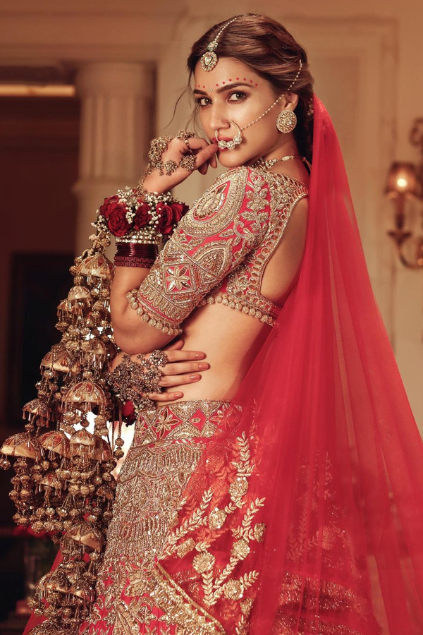 Bollywood Beauty Kriti Sanon Birthday Special Gallery28