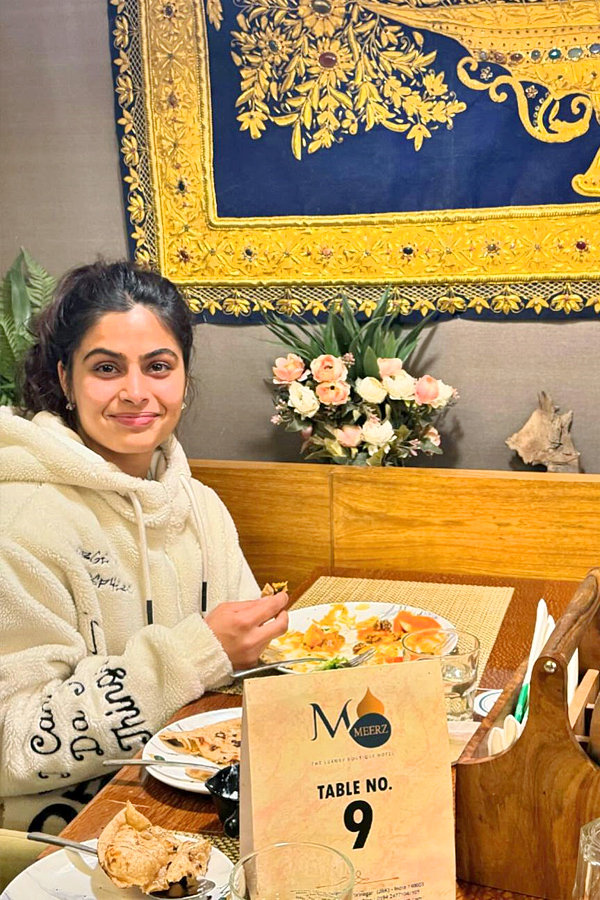 Paris Olympics 2024: Manu Bhaker Enters Her First Olympic Final Photos19