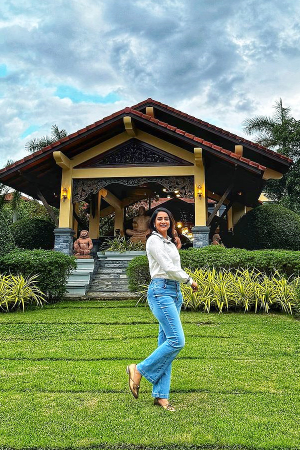 Telugu actress Himaja heads out for a Cambodia Trip Photos2