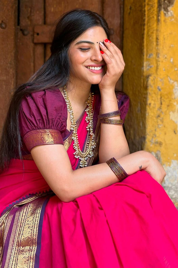 Bigg Boss Priyanka Singh Looks Like A Doll In Saree5