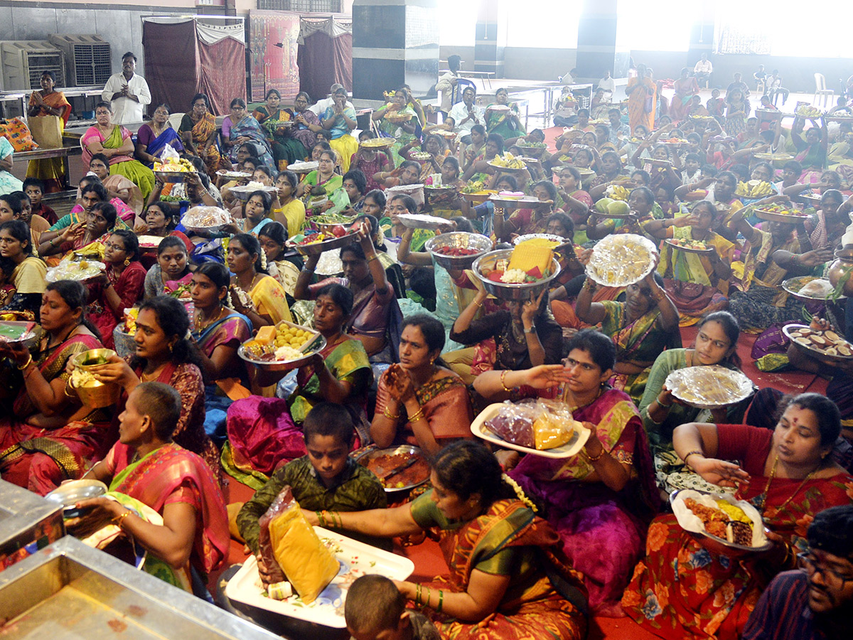 Indrakeeladri Durgamma Ashadam Celebrations Photos11