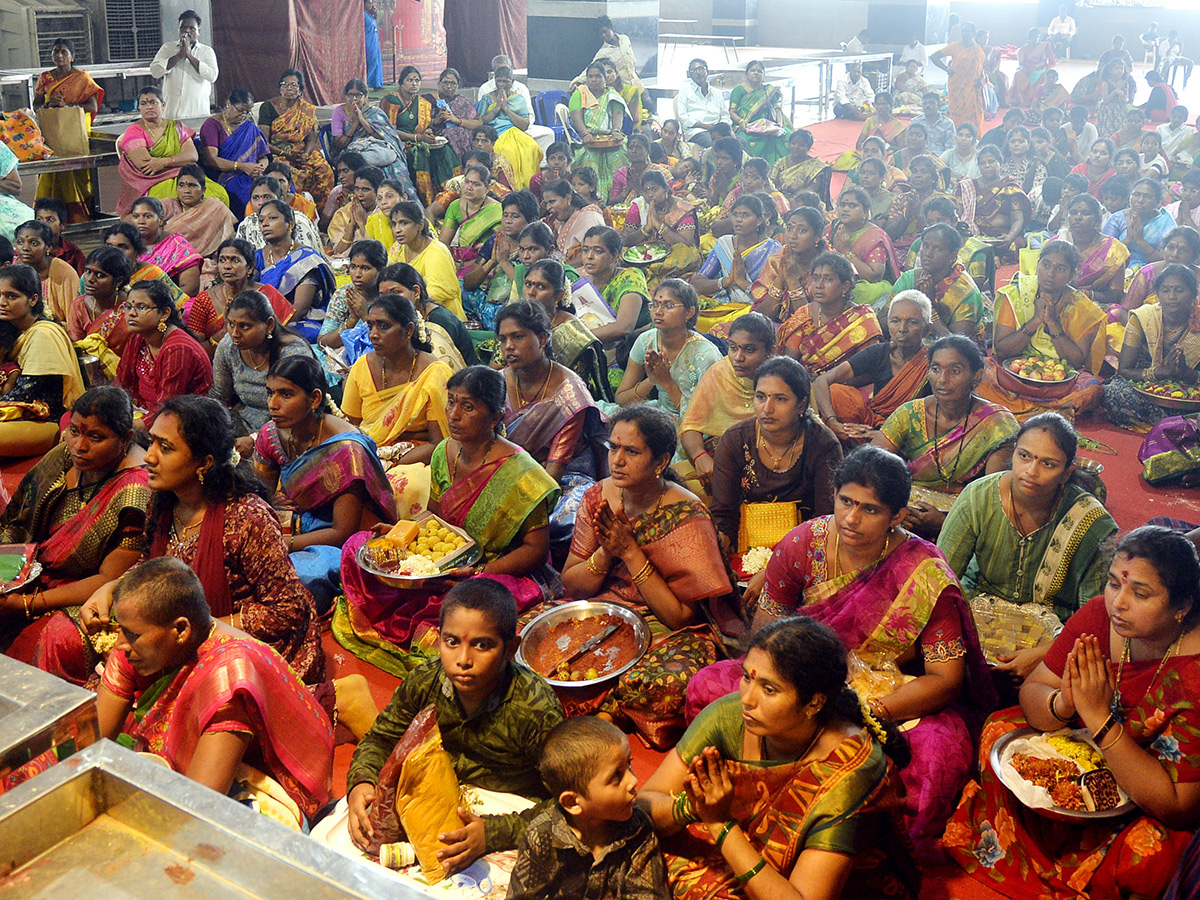 Indrakeeladri Durgamma Ashadam Celebrations Photos13