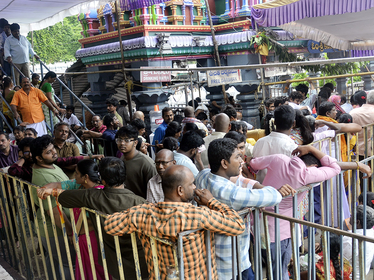 Indrakeeladri Durgamma Ashadam Celebrations Photos17