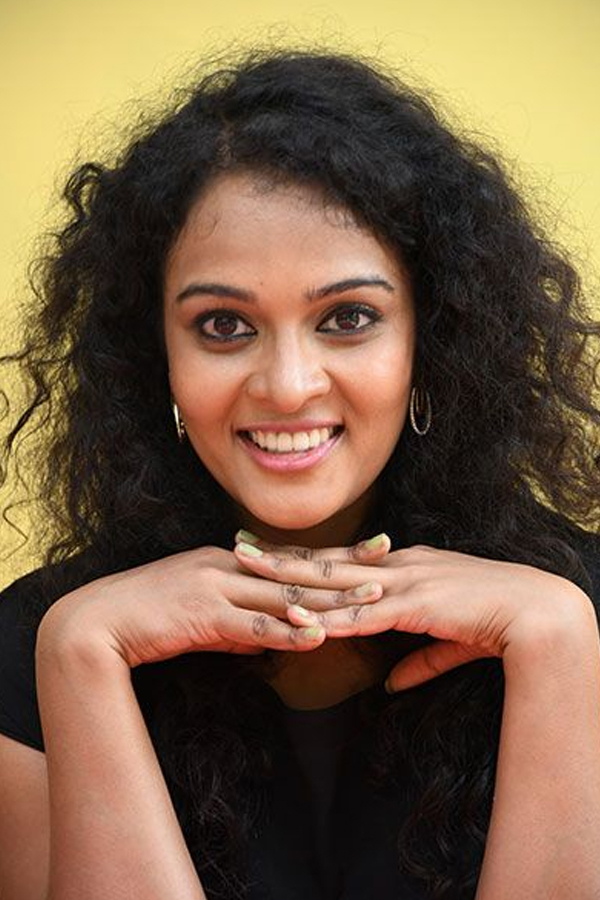 Tollywood Beauty Sonia Deepti Birthday Special Gallery11