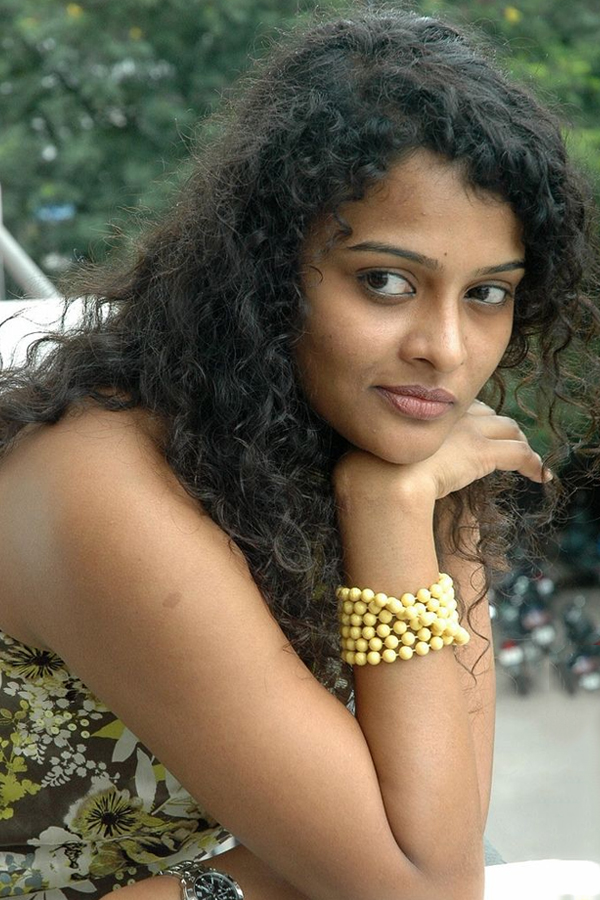 Tollywood Beauty Sonia Deepti Birthday Special Gallery3