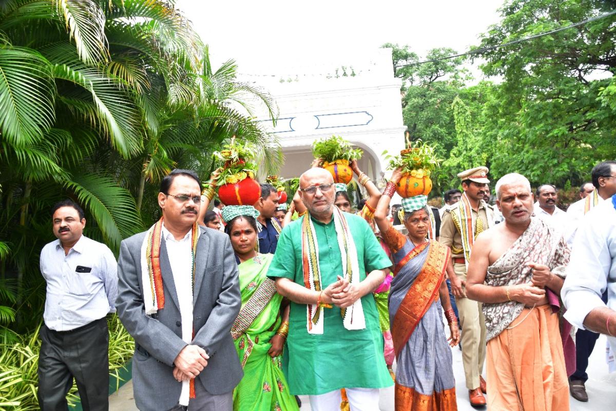 Ashada Bonalu Celebrations At Raj Bhavan Photos1