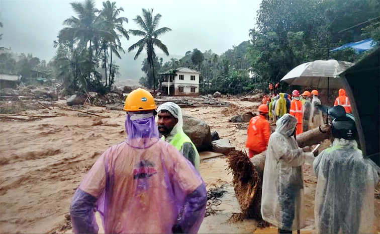 Massive Landslides Hit Kerala's Wayanad District: Photos8