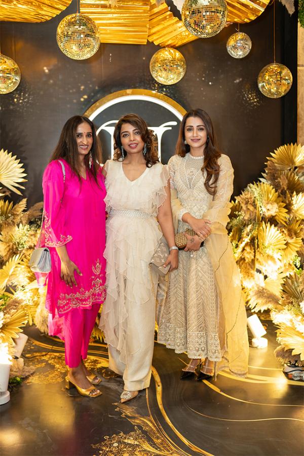 varalaxmi sarathkumar and nicholai sachdev sangeet party photo11