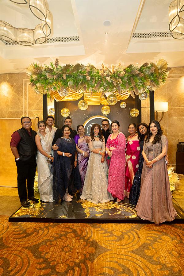 varalaxmi sarathkumar and nicholai sachdev sangeet party photo24