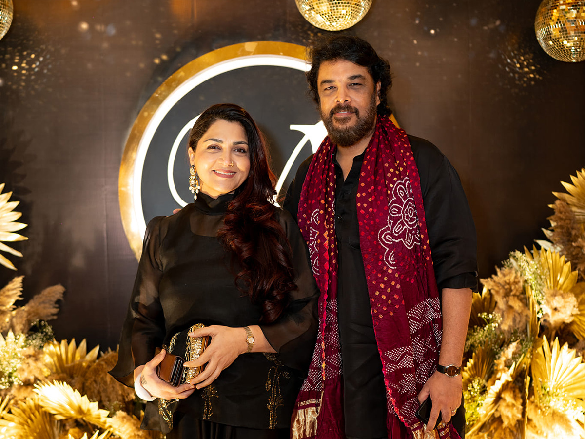 varalaxmi sarathkumar and nicholai sachdev sangeet party photo27