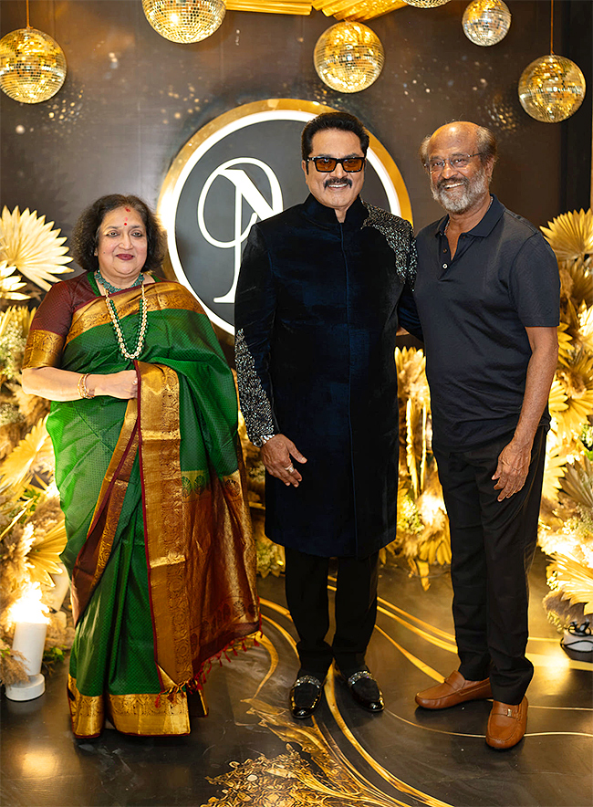 varalaxmi sarathkumar and nicholai sachdev sangeet party photo3