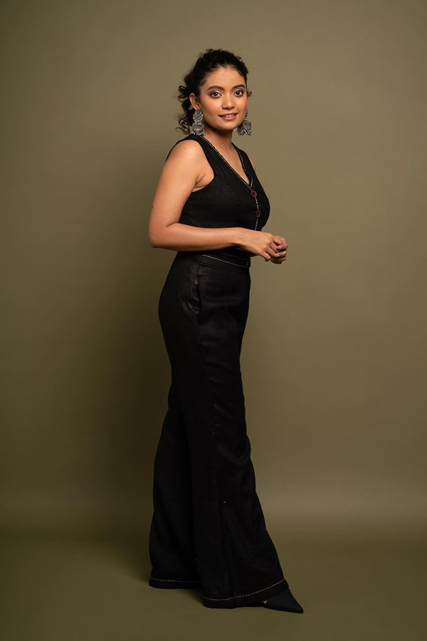 Kalki 2898 AD Beauty Anna Ben Amazing Photos Viral10