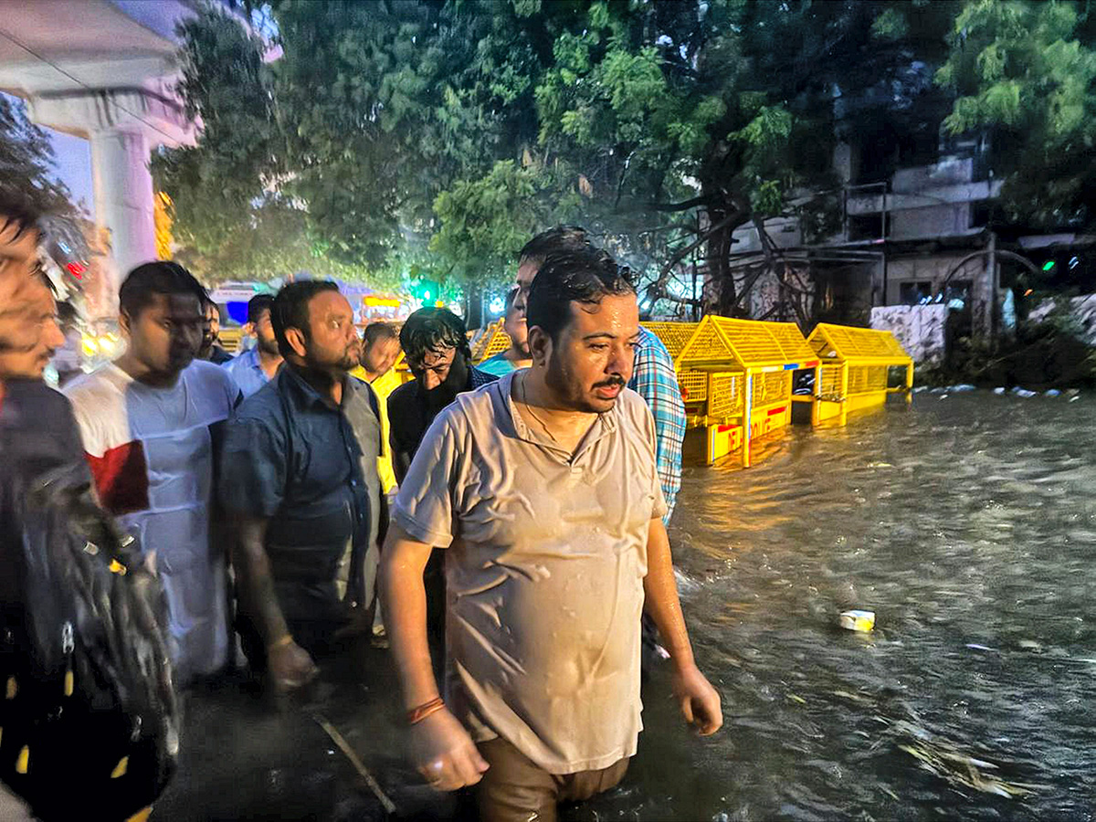 Heavy rainfall in Delhi Photos23