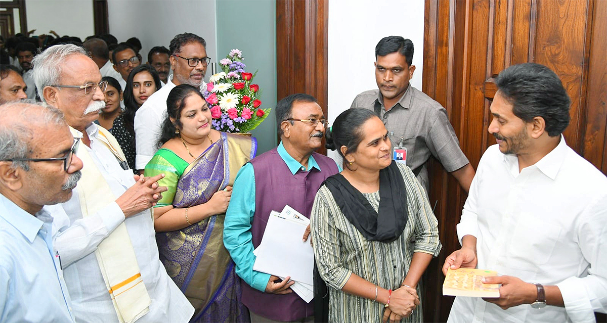 YS Jagan Meets YSRCP Activities At Camp Office Photos16