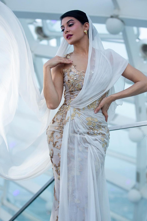 Bollywood Actress Jacqueliene Fernandez Birthday Special Gallery18