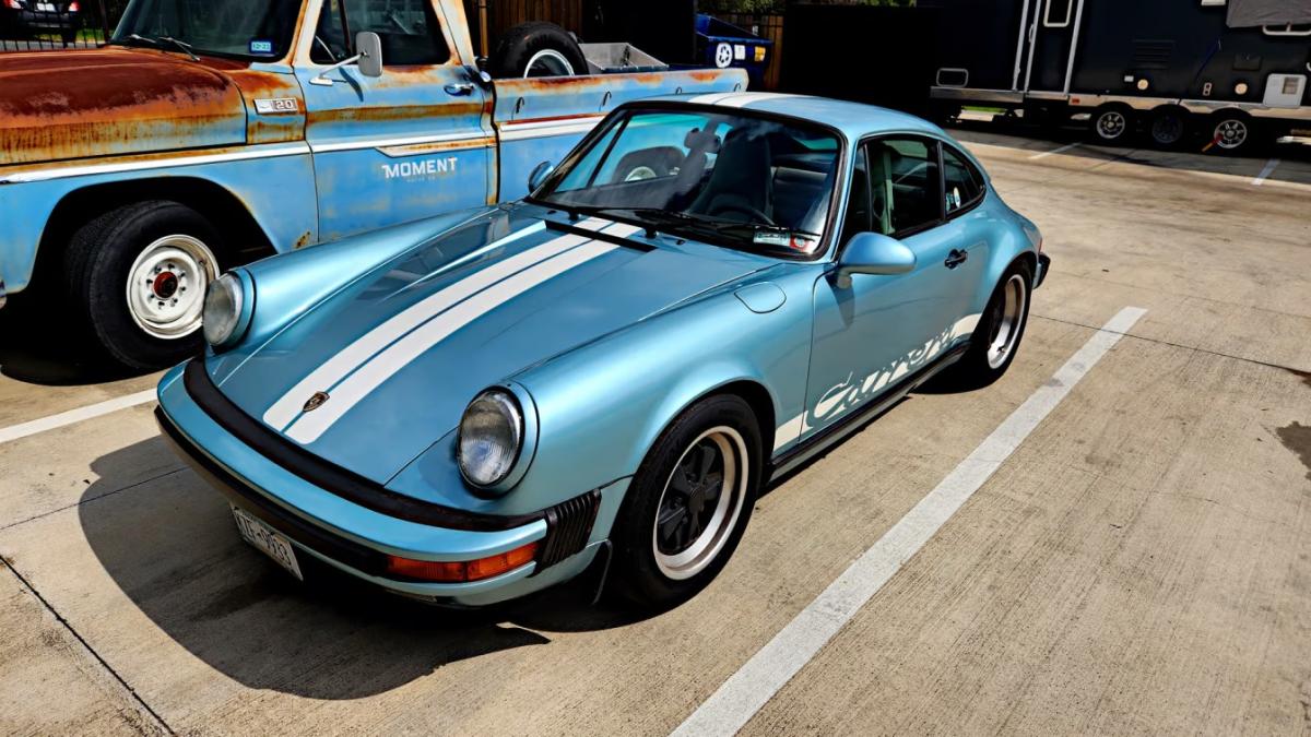 Moment Motors Garage Refurbished Old Cars Into New Ones4