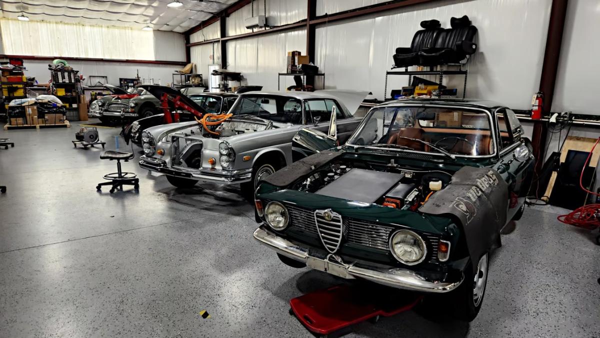 Moment Motors Garage Refurbished Old Cars Into New Ones6