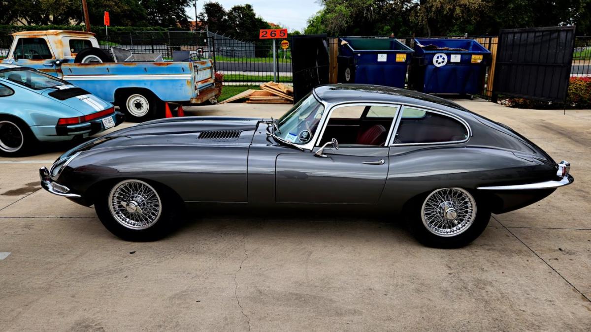 Moment Motors Garage Refurbished Old Cars Into New Ones10