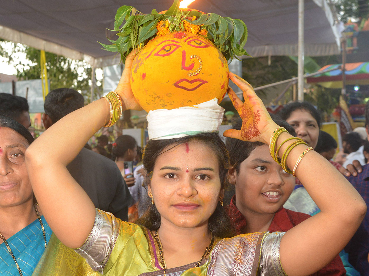 Bonalu Celebrations at Nalgonda District Photos14
