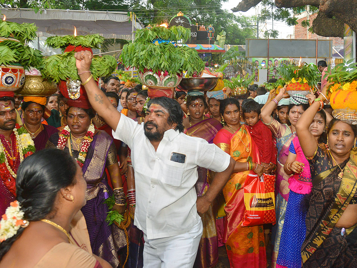 Bonalu Celebrations at Nalgonda District Photos15