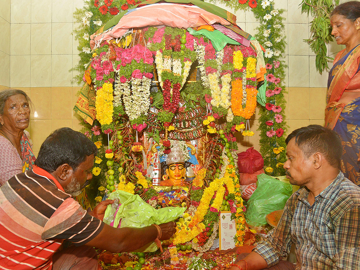 Bonalu Celebrations at Nalgonda District Photos24